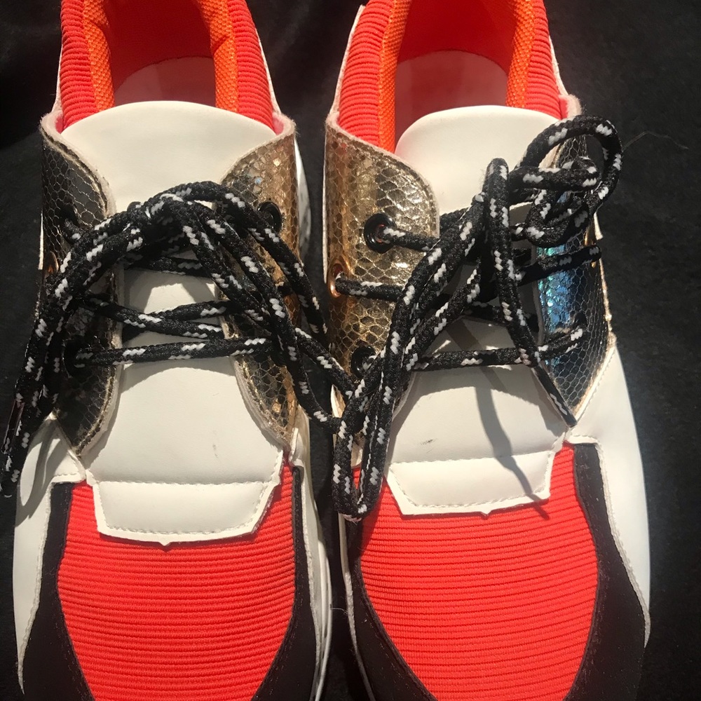 Cape robin sneakers